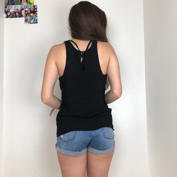 BLACK LACE TANK TOP - Picture 3 of 4